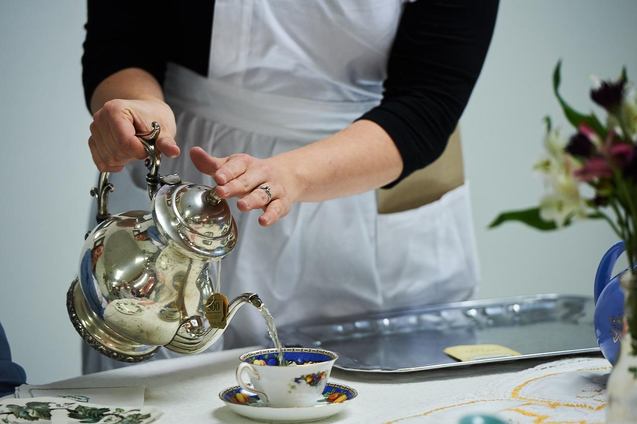 afternoon-tea-3527977_1280.jpg