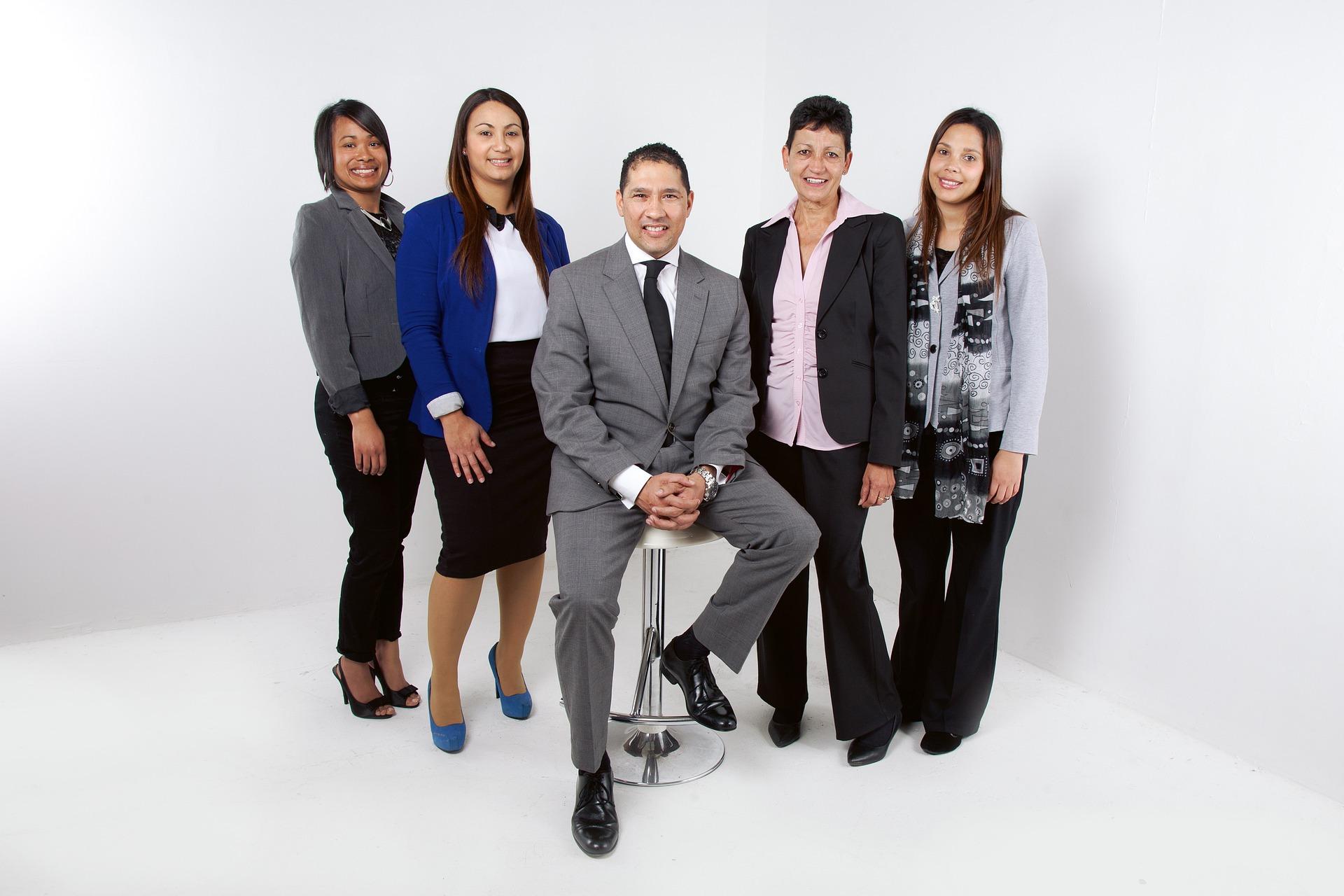 employees-885338_1920.jpg